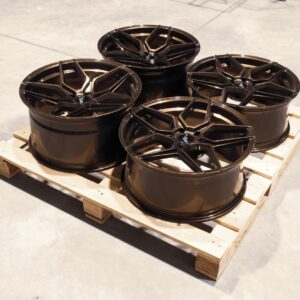 Sada diskov JR34 20x9 ET35 + 20x10,5 ET20 5x120 Gloss Bronze