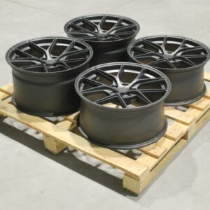 Sada diskov SL01 19x9 ET32 + 19x10,5 ET38 5x114,3 Matt Gun Metal