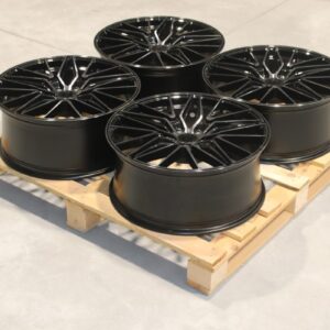Sada diskov JR38 21x9 ET35 5x114,3 Black Brushed w/Tinted Face